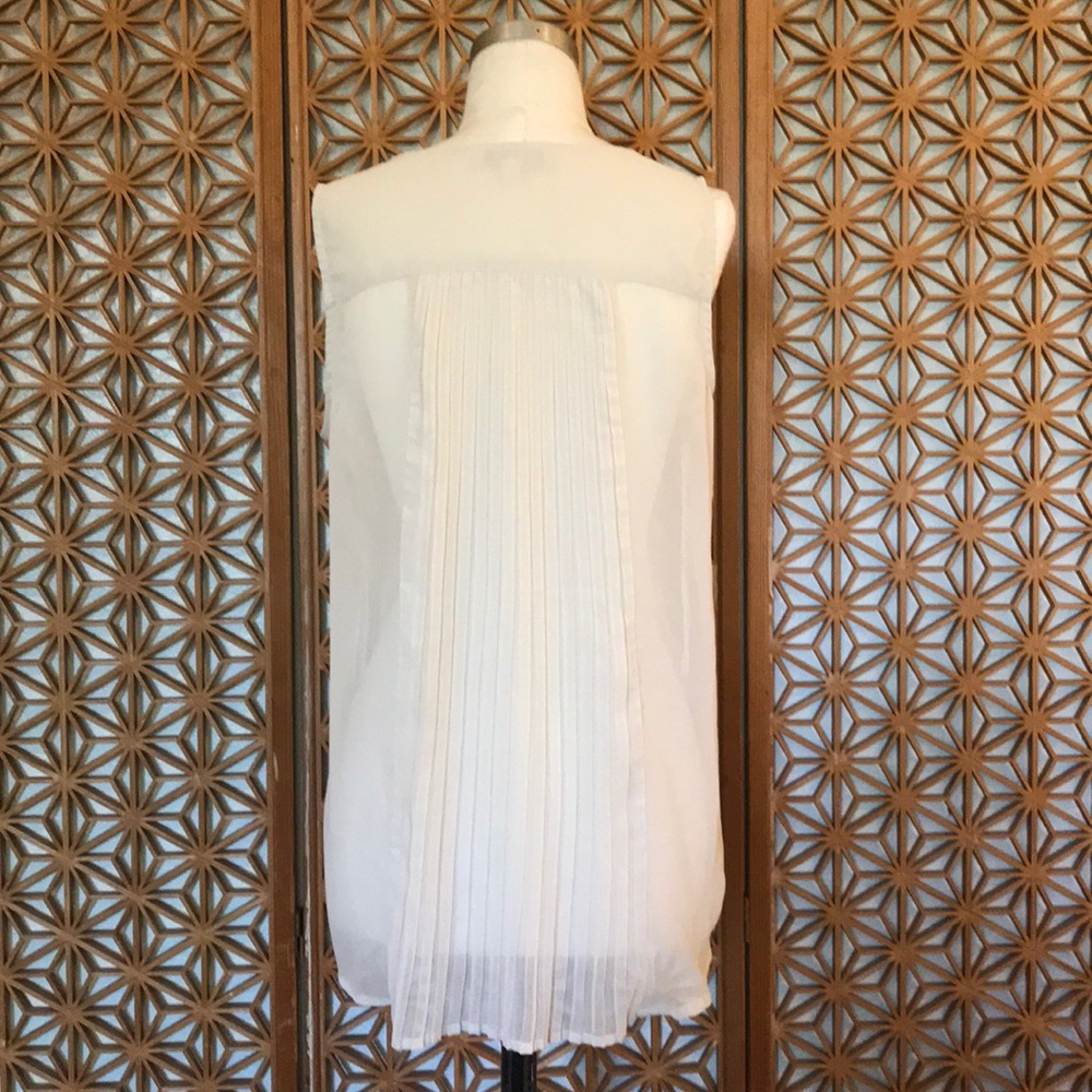 Nordstrom Olive & Oak Sleeveless Top